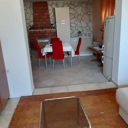 Apartment Lucija